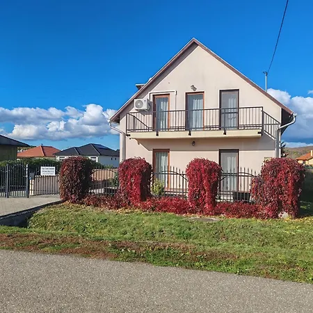 Appartement Négy évszak